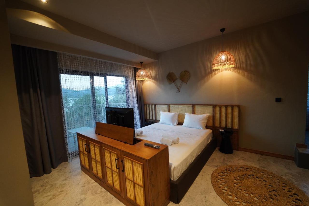 Icon Beach Suites Hotel Sovalye Island Фетхіє Екстер'єр фото
