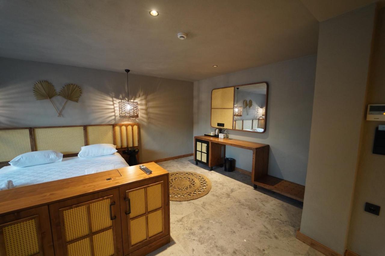 Icon Beach Suites Hotel Sovalye Island Фетхіє Екстер'єр фото