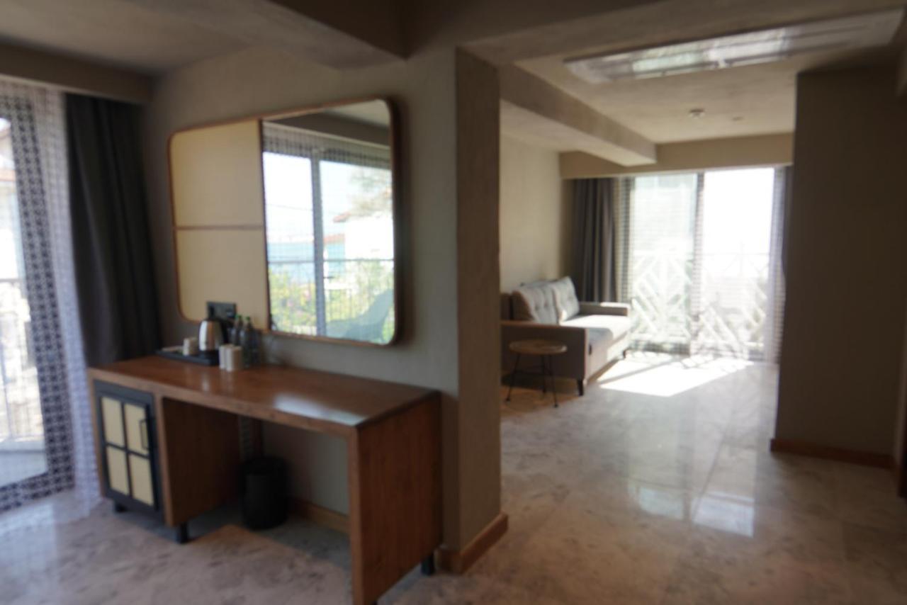 Icon Beach Suites Hotel Sovalye Island Фетхіє Екстер'єр фото